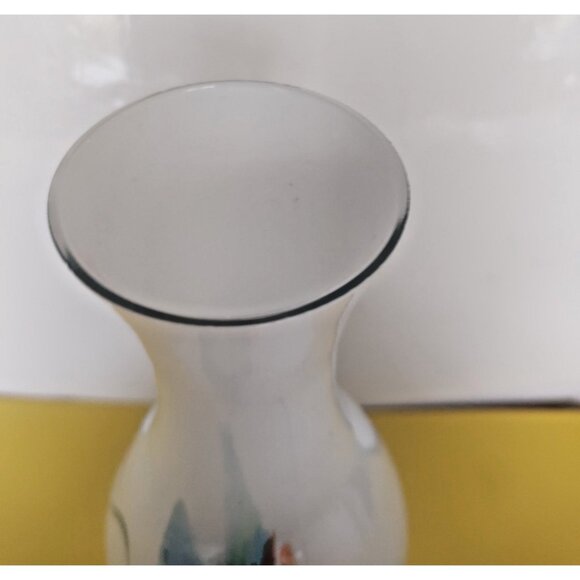 Hand Blown Italian Opaline Abstract art swirls Glass vase 9" - Picture 5 of 14